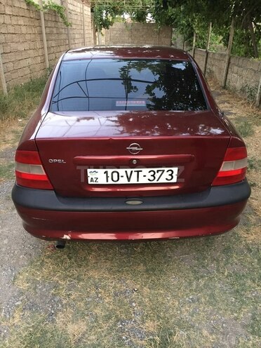 Opel Vectra 1997, 230,000 km - 2.0 l - Bakı