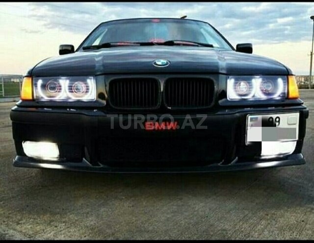 BMW 320 1993, 290,000 km - 2.0 л - Bakı