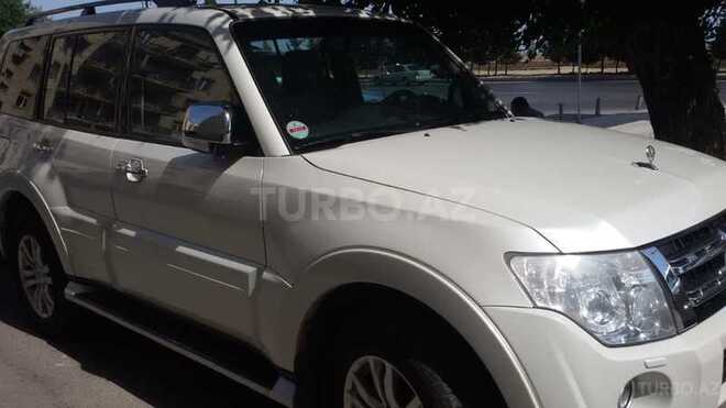 Mitsubishi Pajero 2014, 92,000 km - 3.8 л - Bakı