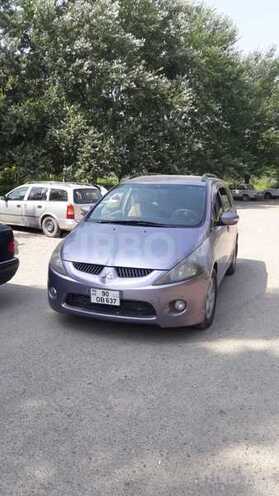 Mitsubishi Grandis 2003, 253,000 km - 2.4 l - Bakı