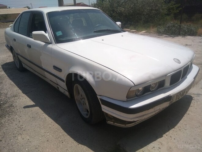 BMW 525 1989, 374,900 km - 2.5 л - Astara