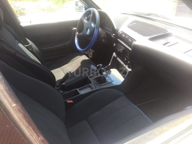 BMW 525 1989, 374,900 km - 2.5 л - Astara