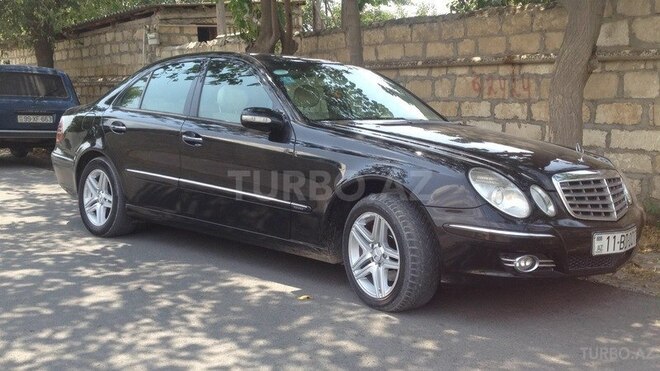 Mercedes E 220 2002, 330,000 km - 0.2 л - Bakı