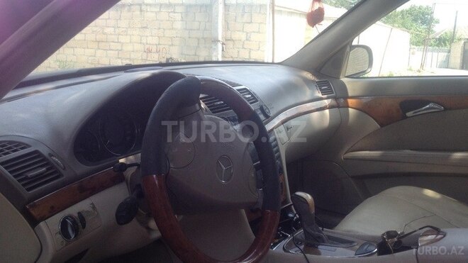 Mercedes E 220 2002, 330,000 km - 0.2 л - Bakı