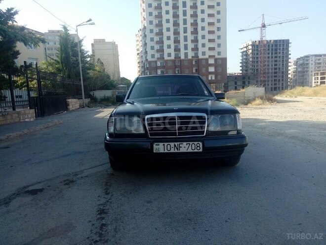 Mercedes E 220 1994, 422,170 km - 2.2 л - Bakı