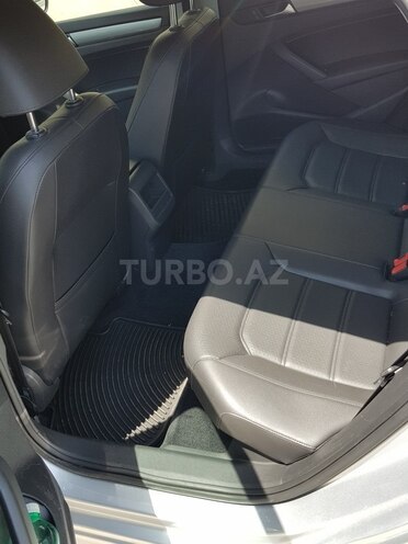 Volkswagen Passat 2013, 64,000 km - 1.8 l - Bakı