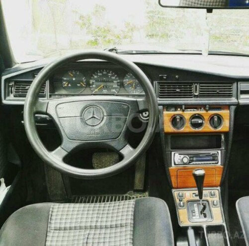 Mercedes 190 1992, 340,000 km - 0.2 l - Sumqayıt