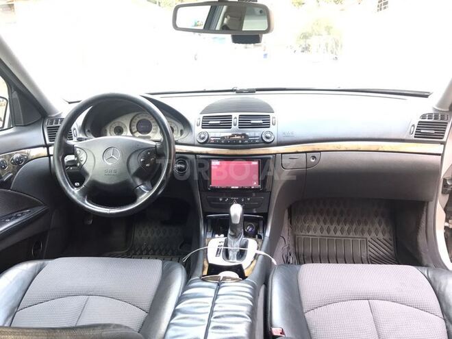 Mercedes E 240 2004, 237,000 km - 2.6 l - Bakı