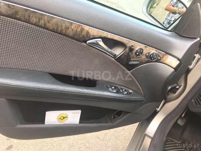Mercedes E 240 2004, 237,000 km - 2.6 l - Bakı
