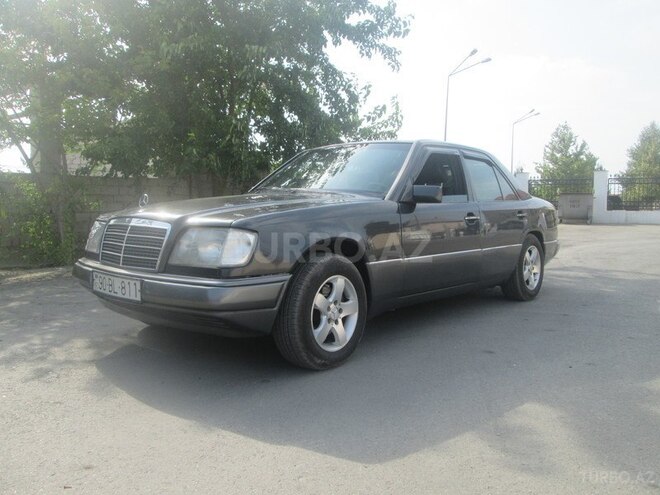 Mercedes E 220 1993, 637,000 km - 2.2 л - Bakı