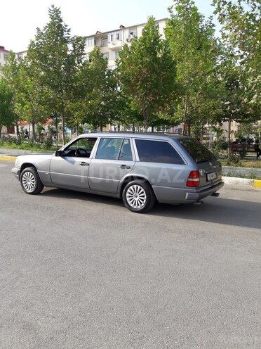 Mercedes E 280 1995, 256,000 km - 2.8 l - Bakı
