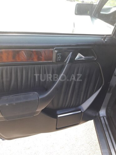 Mercedes E 280 1995, 256,000 km - 2.8 l - Bakı