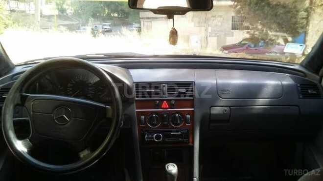 Mercedes C 200 1997, 258,700 km - 2.0 l - Bakı