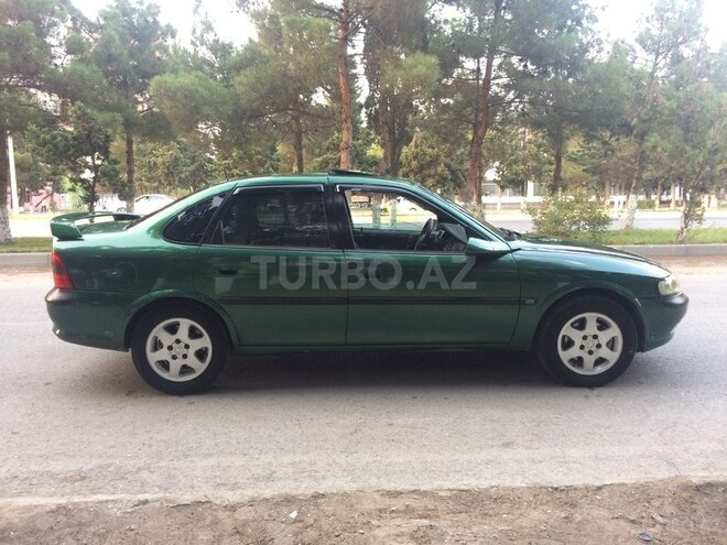 Opel Vectra 1996, 199,400 km - 1.8 l - Sumqayıt