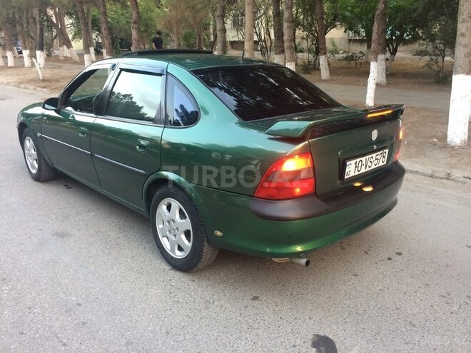 Opel Vectra 1996, 199,400 km - 1.8 l - Sumqayıt