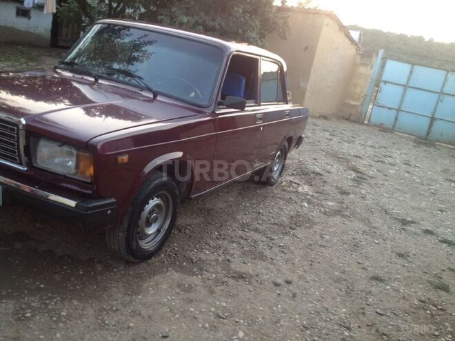 LADA (VAZ) 2107 2007, 125,000 km - 1.6 l - Quba