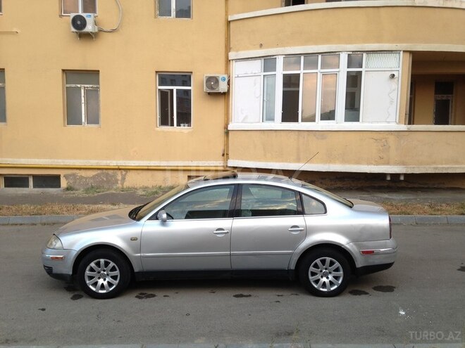Volkswagen Passat 2003, 240,000 km - 1.8 l - Sumqayıt