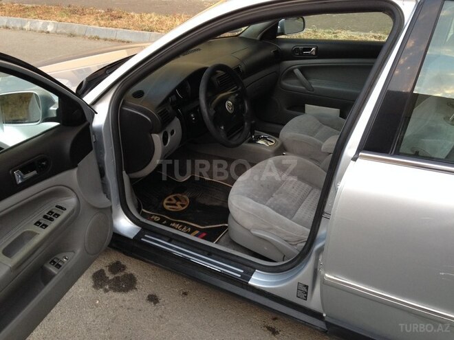 Volkswagen Passat 2003, 240,000 km - 1.8 l - Sumqayıt
