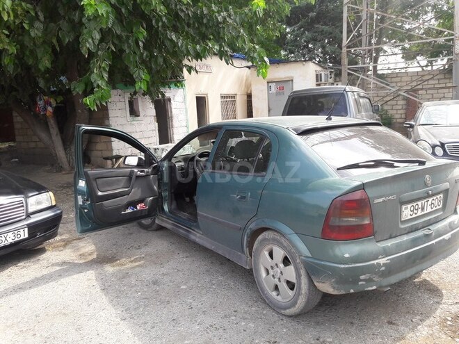 Opel Astra 2002, 370,000 km - 2.0 l - Bakı