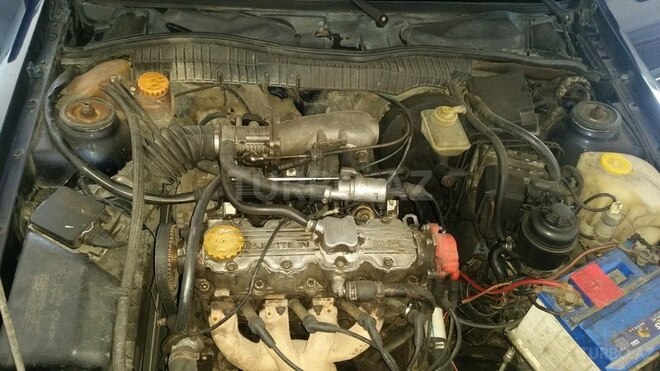 Opel Vectra 1995, 425,745 km - 0.2 л - Qax