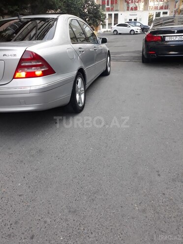 Mercedes C 240 2001, 239,500 km - 2.6 l - Bakı