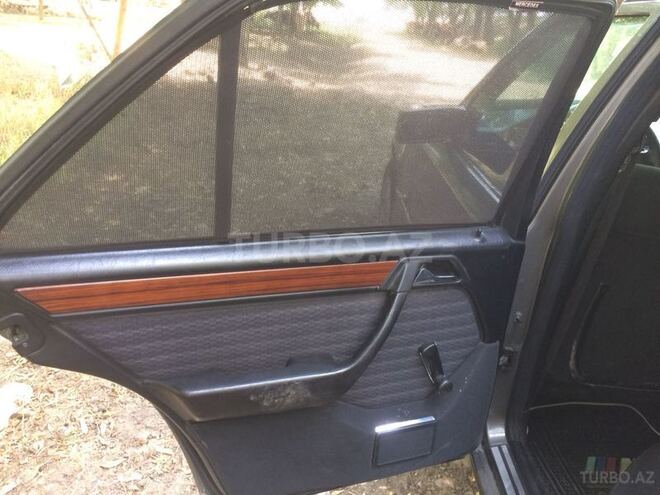 Mercedes E 300 1991, 479,456 km - 3.0 l - Beyləqan