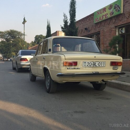 LADA (VAZ) 21011 1984, 224,000 km - 1.5 l - Gəncə