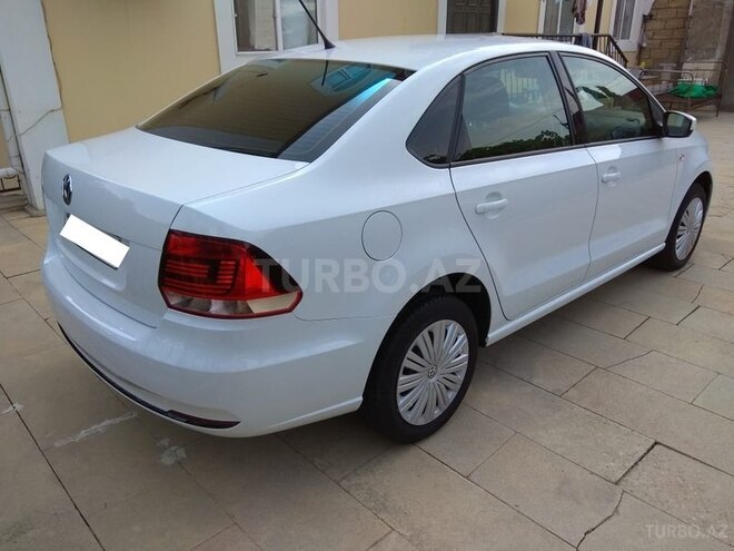Volkswagen Polo 2015, 50,000 km - 1.6 l - Bakı