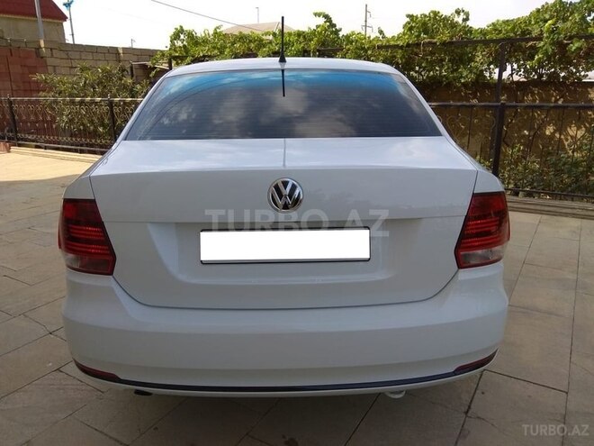 Volkswagen Polo 2015, 50,000 km - 1.6 l - Bakı