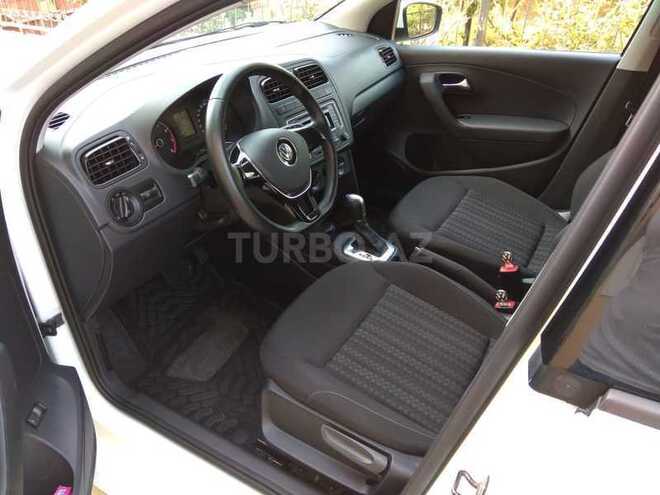 Volkswagen Polo 2015, 50,000 km - 1.6 l - Bakı
