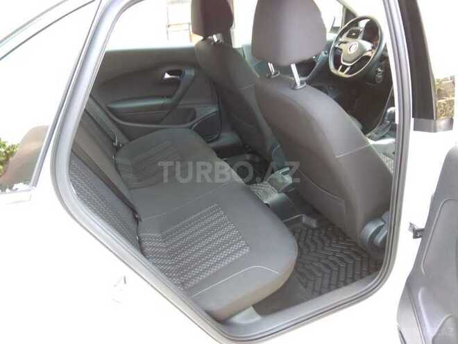 Volkswagen Polo 2015, 50,000 km - 1.6 l - Bakı