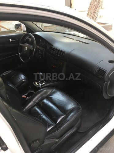 Volkswagen Passat 2001, 313,690 km - 1.8 l - Bakı