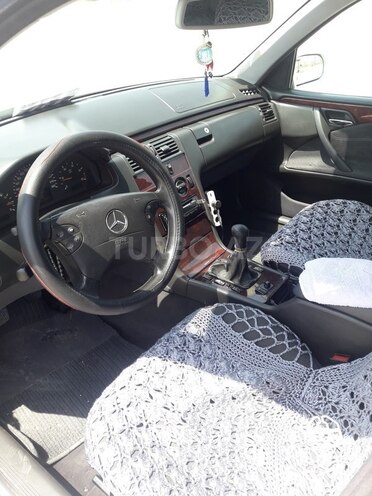 Mercedes E 220 1998, 761,615 km - 0.2 l - Bakı