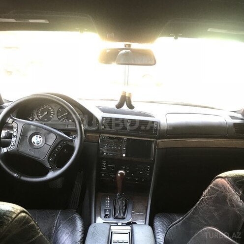 BMW 740 1996, 310,000 km - 4.4 l - Bakı