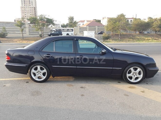 Mercedes E 240 1999, 260,000 km - 2.6 л - Bakı