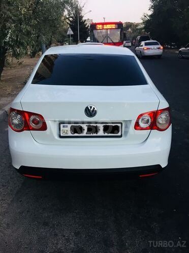 Volkswagen Jetta 2010, 123,000 km - 1.6 l - Bakı
