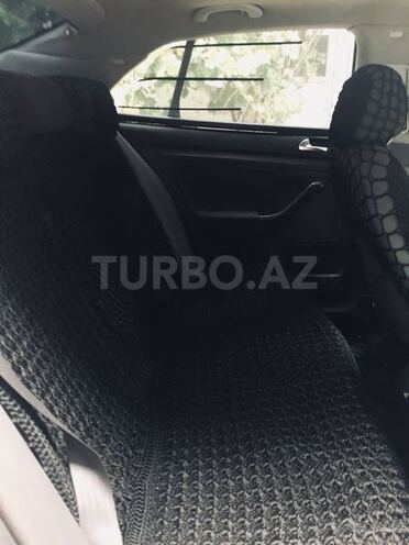 Volkswagen Jetta 2010, 123,000 km - 1.6 l - Bakı