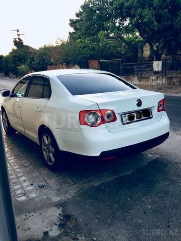 Volkswagen Jetta 2010, 123,000 km - 1.6 l - Bakı