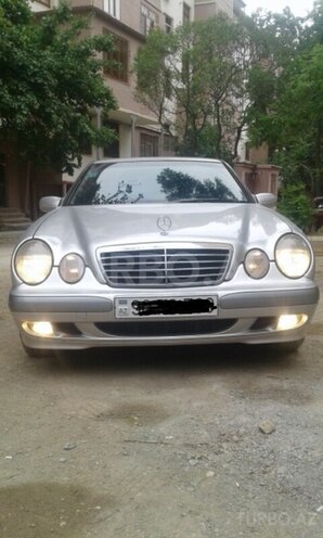 Mercedes E 280 2000, 218,000 km - 2.8 l - Bakı