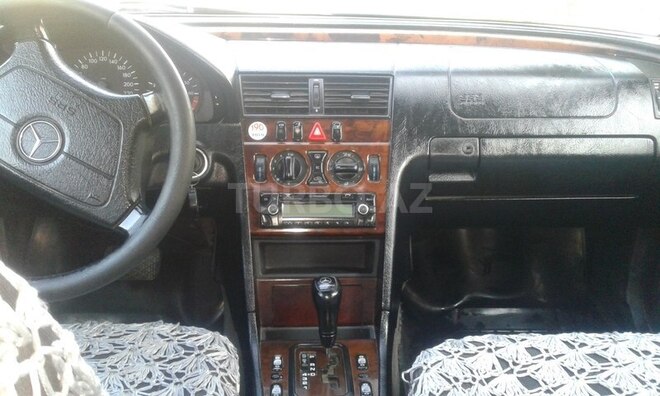 Mercedes C 180 1999, 122,500 km - 1.8 л - Qəbələ