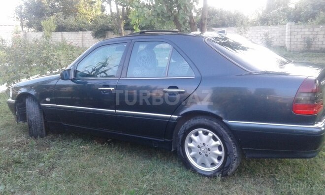 Mercedes C 180 1999, 122,500 km - 1.8 л - Qəbələ