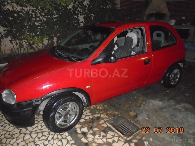 Opel Corsa 1996, 196,432 km - 1.4 l - Bakı