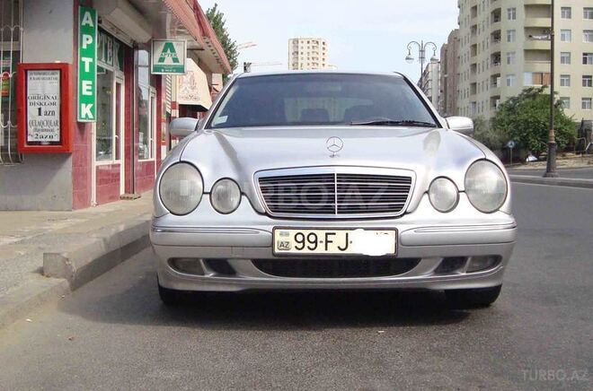 Mercedes E 220 1999, 370,000 km - 2.2 l - Bakı