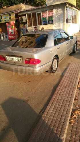 Mercedes E 200 1997, 358,618 km - 2.0 l - Bakı