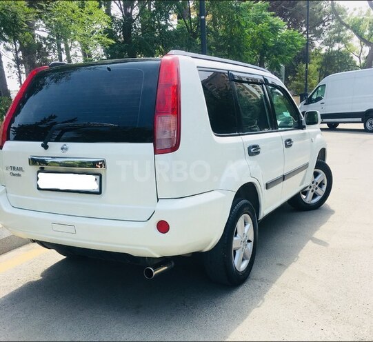 Nissan X-Trail 2011, 140,000 km - 2.5 l - Bakı