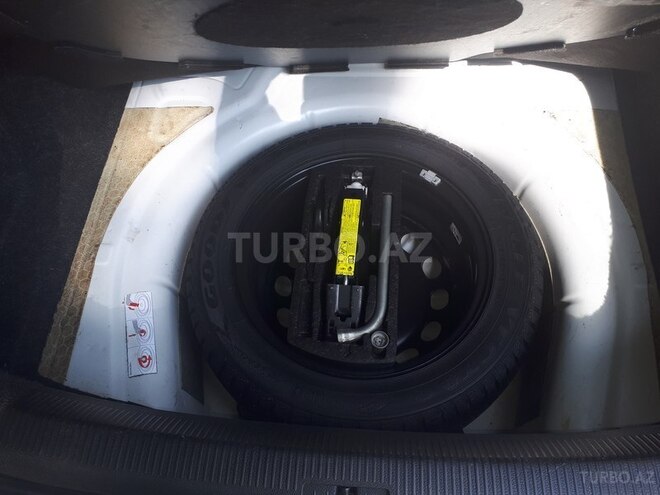 Volkswagen Jetta 2010, 135,000 km - 1.6 l - Bakı