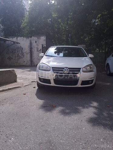 Volkswagen Jetta 2010, 135,000 km - 1.6 l - Bakı