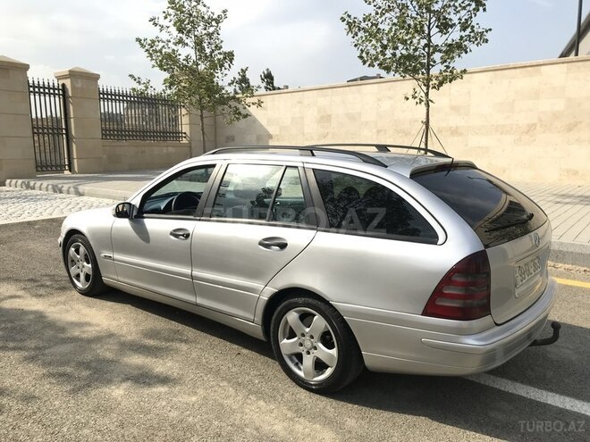 Mercedes C 220 2001, 388,000 km - 2.2 l - Bakı