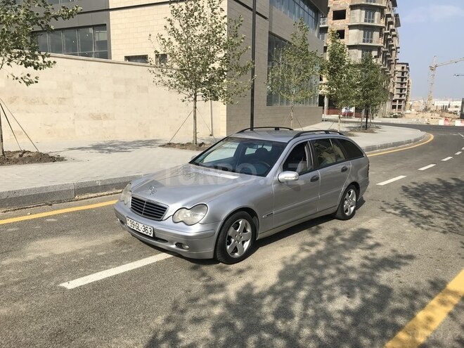 Mercedes C 220 2001, 388,000 km - 2.2 l - Bakı