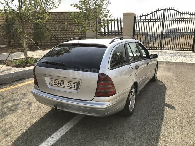 Mercedes C 220 2001, 388,000 km - 2.2 l - Bakı